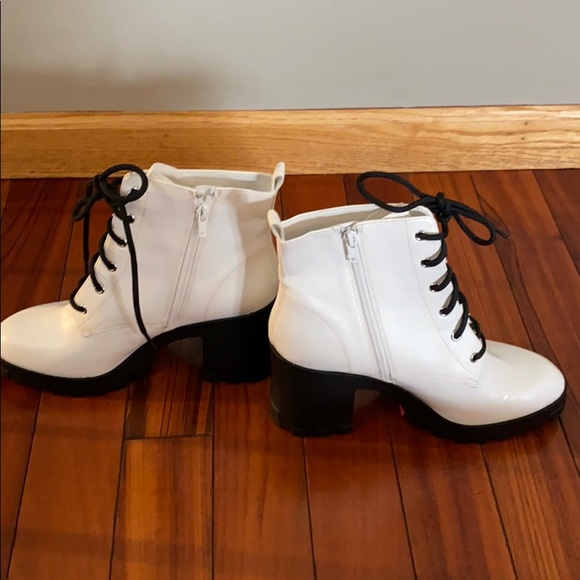Heeled BP white combat Boots - Picture 2 of 8